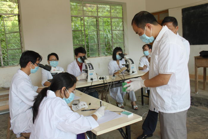 教师节,我们带去健康和希望——实验教学中心党支部到中山大学对口扶贫村开展最佳党日活动